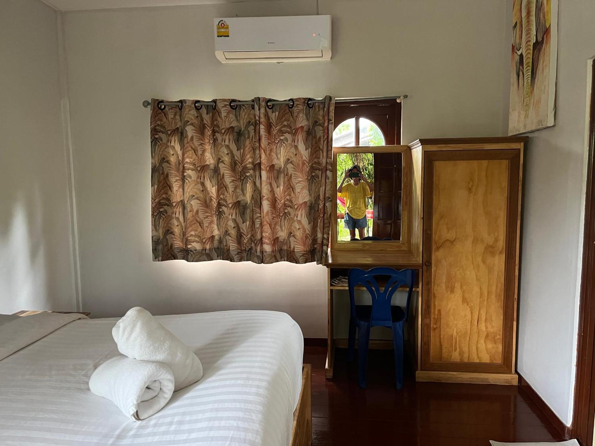 Namthip Homebeach Ban Tai Exterior foto